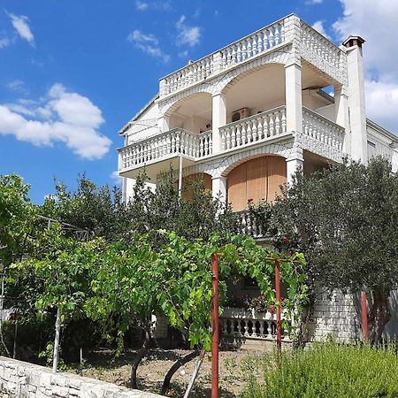 Apartments And Rooms With Parking Space Kastel Stafilic, Kastela - 18673 Εξωτερικό φωτογραφία