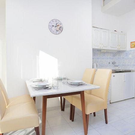 Apartments And Rooms With Parking Space Kastel Stafilic, Kastela - 18673 Δωμάτιο φωτογραφία