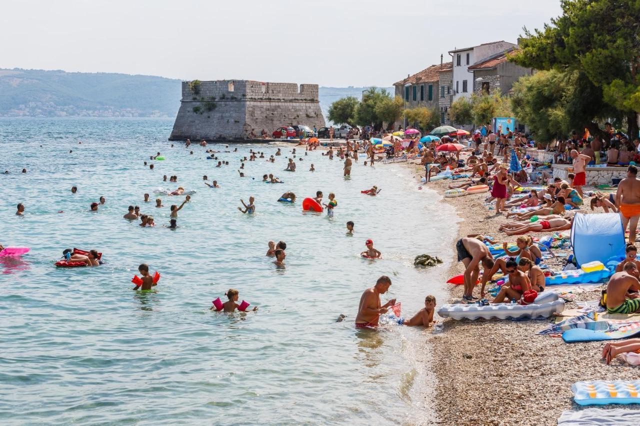 Apartments And Rooms With Parking Space Kastel Stafilic, Kastela - 18673 Εξωτερικό φωτογραφία